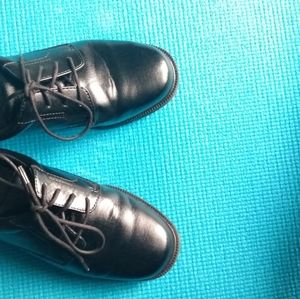 Boys dress shoes. Worn once!